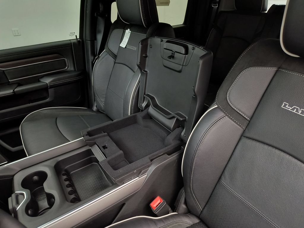 2026 RAM 3500 Laramie - Photo 12