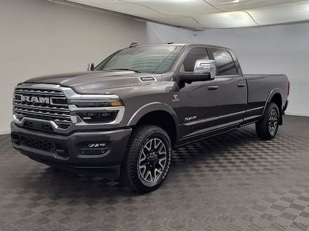 2026 Ram 3500 Limited Truck Crew Cab