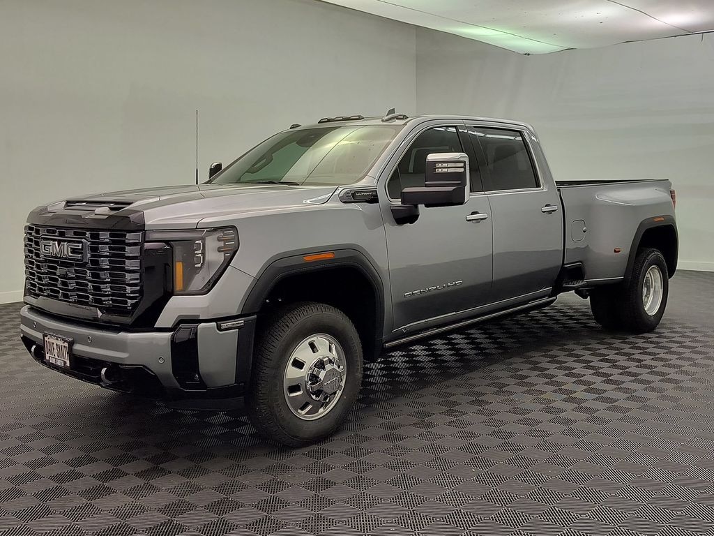 New 2026 GMC Sierra 3500 Denali Ultimate DRW Crew Cab