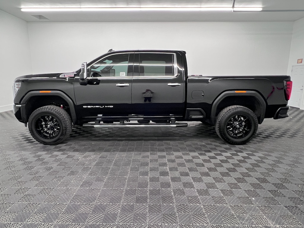 Used 2024 GMC Sierra 2500 Denali Truck Crew Cab