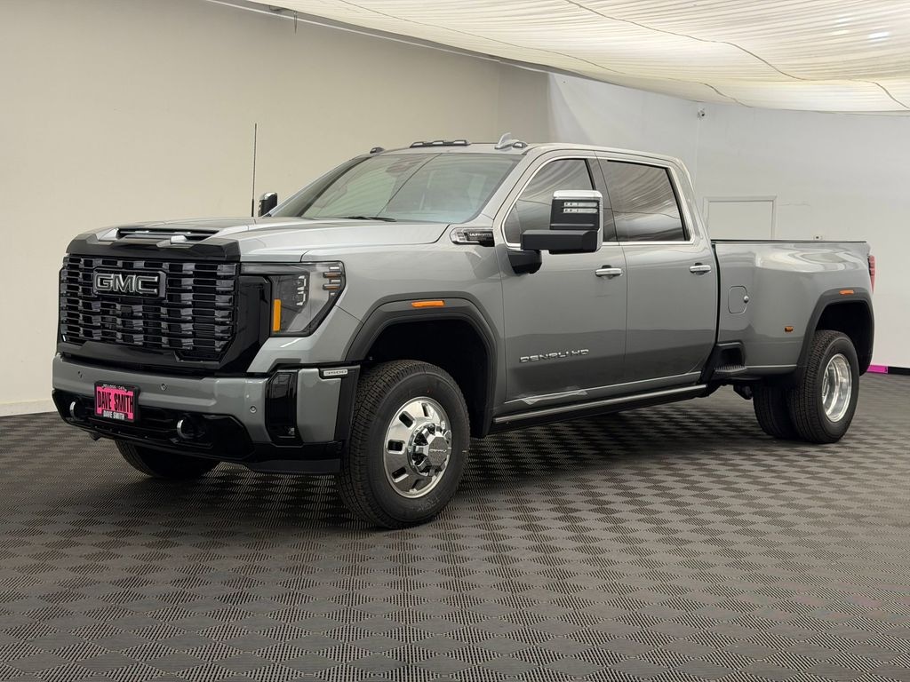 New 2026 GMC Sierra 3500 Denali Ultimate DRW Crew Cab