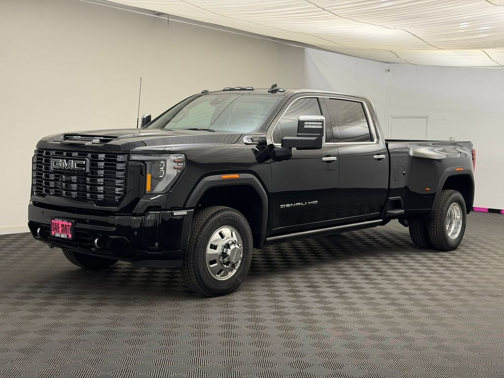 New 2026 GMC Sierra 3500 Denali Ultimate DRW Crew Cab