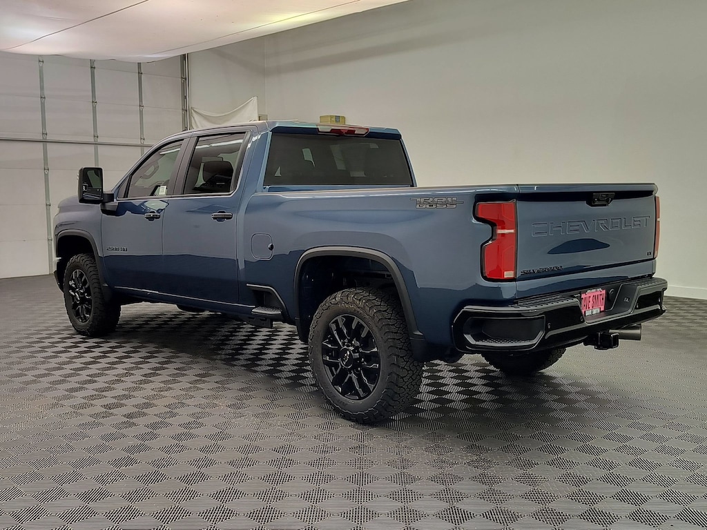 New 2026 Chevrolet Silverado 2500 LT Crew Cab
