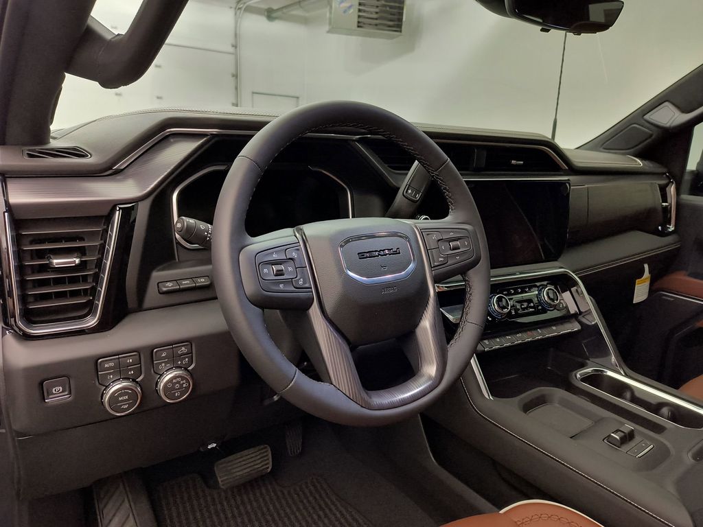 New 2026 GMC Sierra 3500 Denali Ultimate DRW Crew Cab