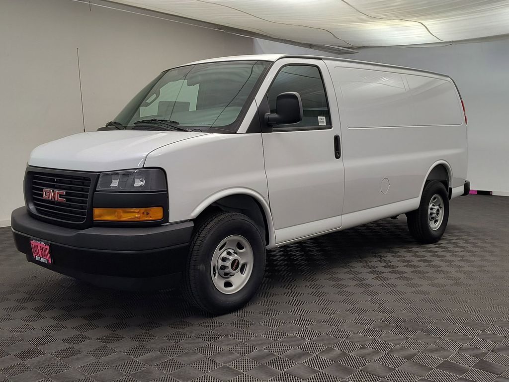 2026 GMC Savana Cargo