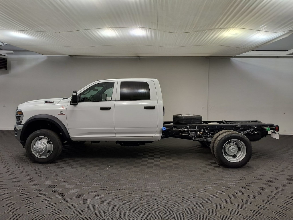 New 2027 Ram 4500 Chassis Cab TRADESMAN CREW 4X4 60' CA Pickup