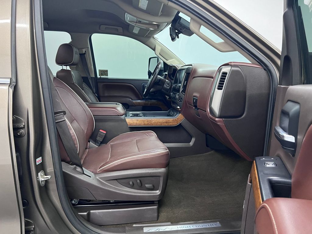 2015 Chevrolet Silverado 3500HD High Country - Photo 21