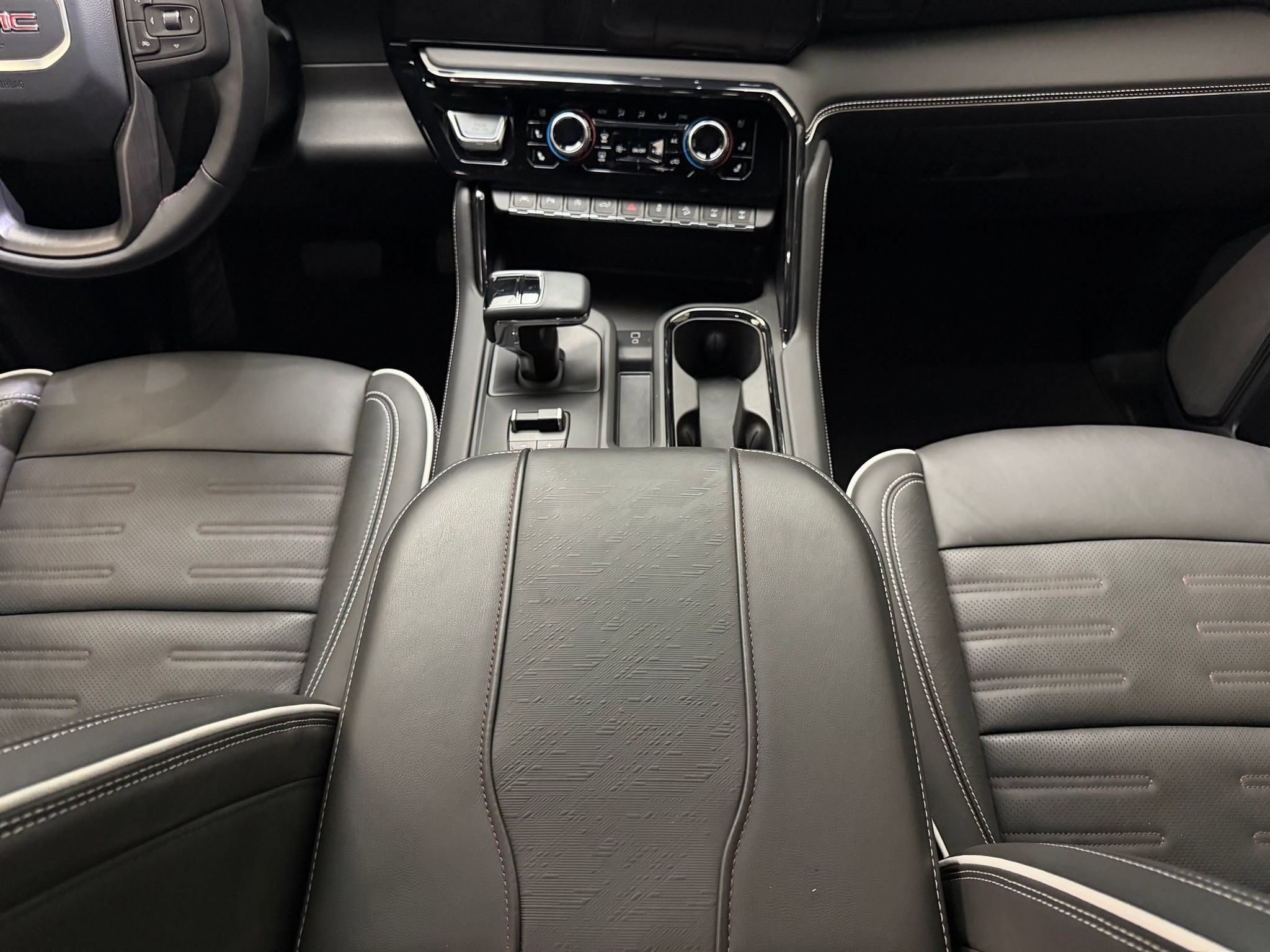 2024 GMC Sierra 1500 AT4X - Photo 14