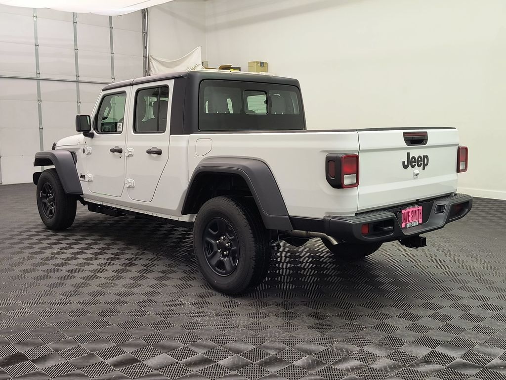New 2026 Jeep Gladiator SPORT 4X4 Pickup