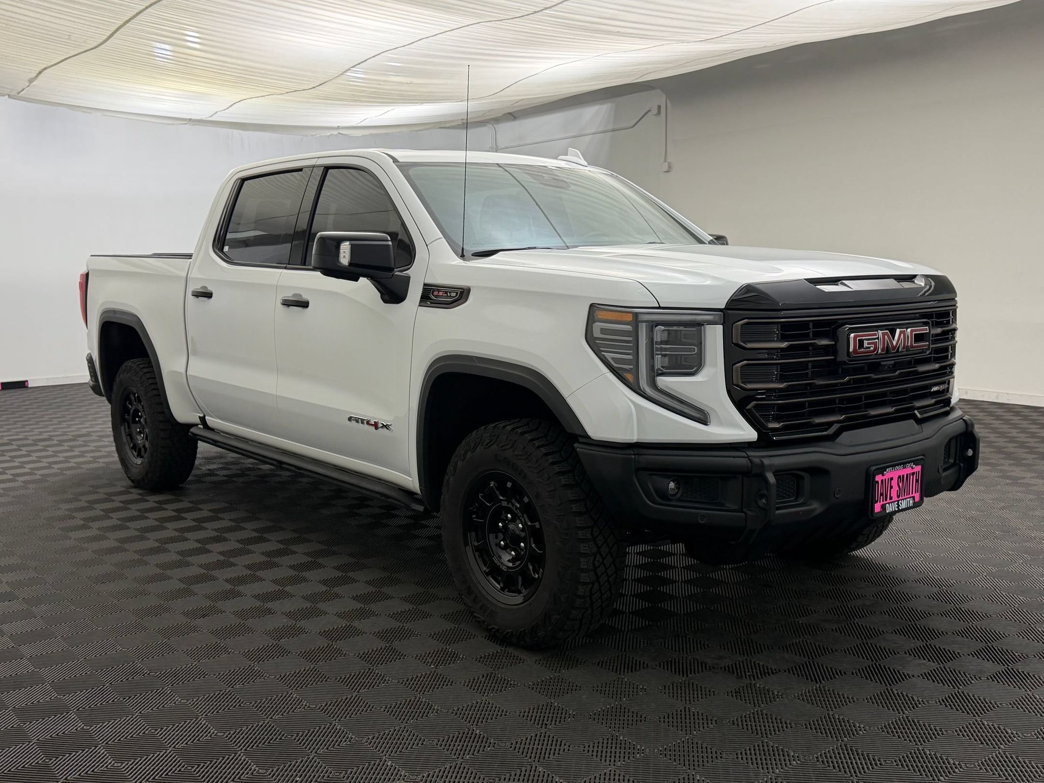 2024 GMC Sierra 1500 AT4X - Photo 7