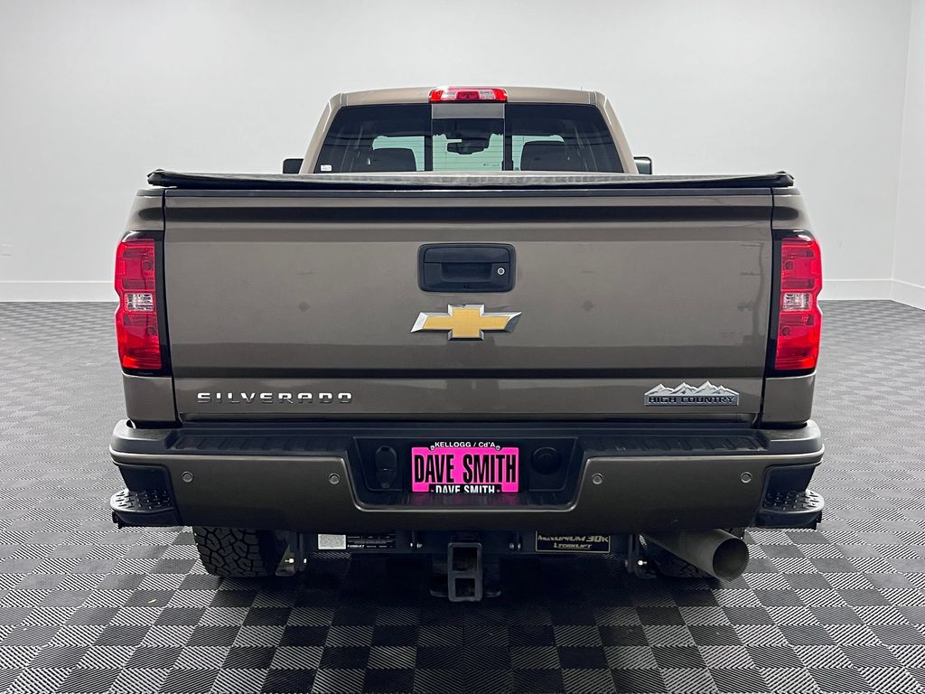 2015 Chevrolet Silverado 3500HD High Country - Photo 9