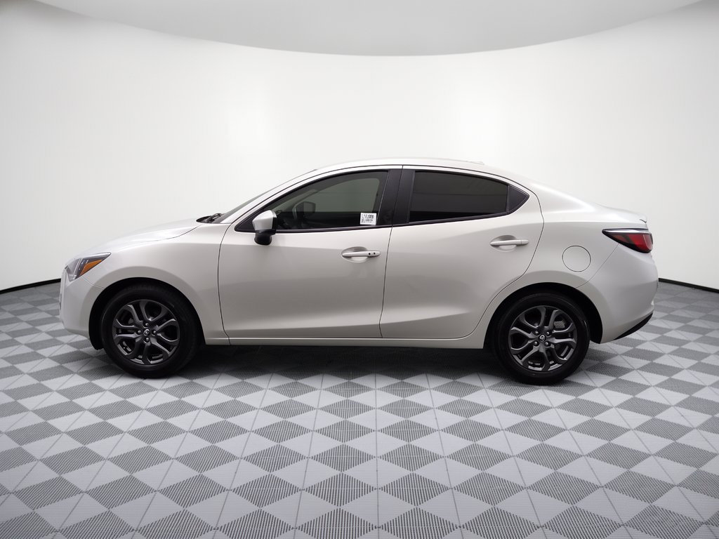 Used 2020 Toyota Yaris LE with VIN 3MYDLBYV7LY711050 for sale in Kellogg, ID
