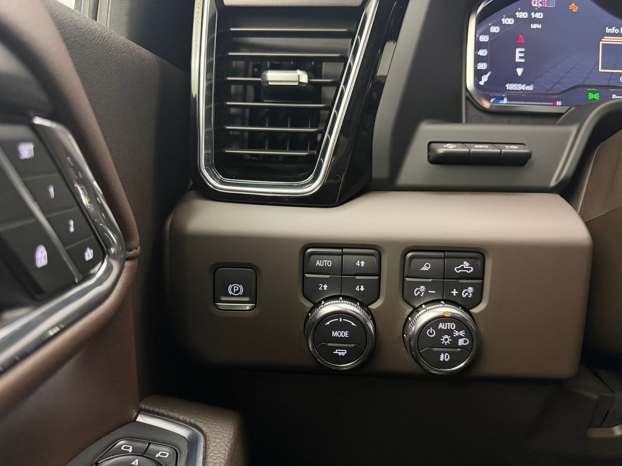 2024 GMC Sierra 2500HD Denali - Photo 32