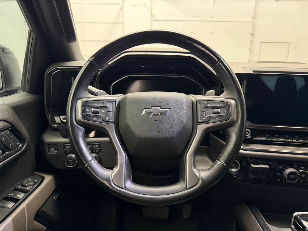 2023 Chevrolet Silverado 1500 ZR2 - Photo 15