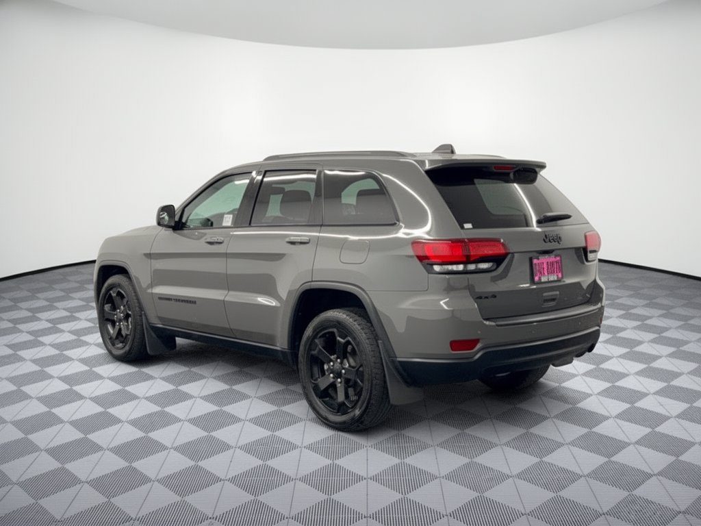 Used 2021 Jeep Grand Cherokee Laredo SUV