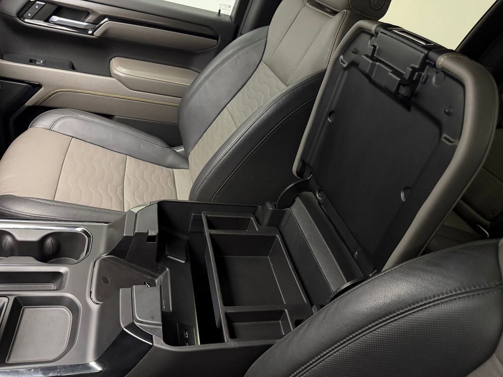 2023 Chevrolet Silverado 1500 ZR2 - Photo 31