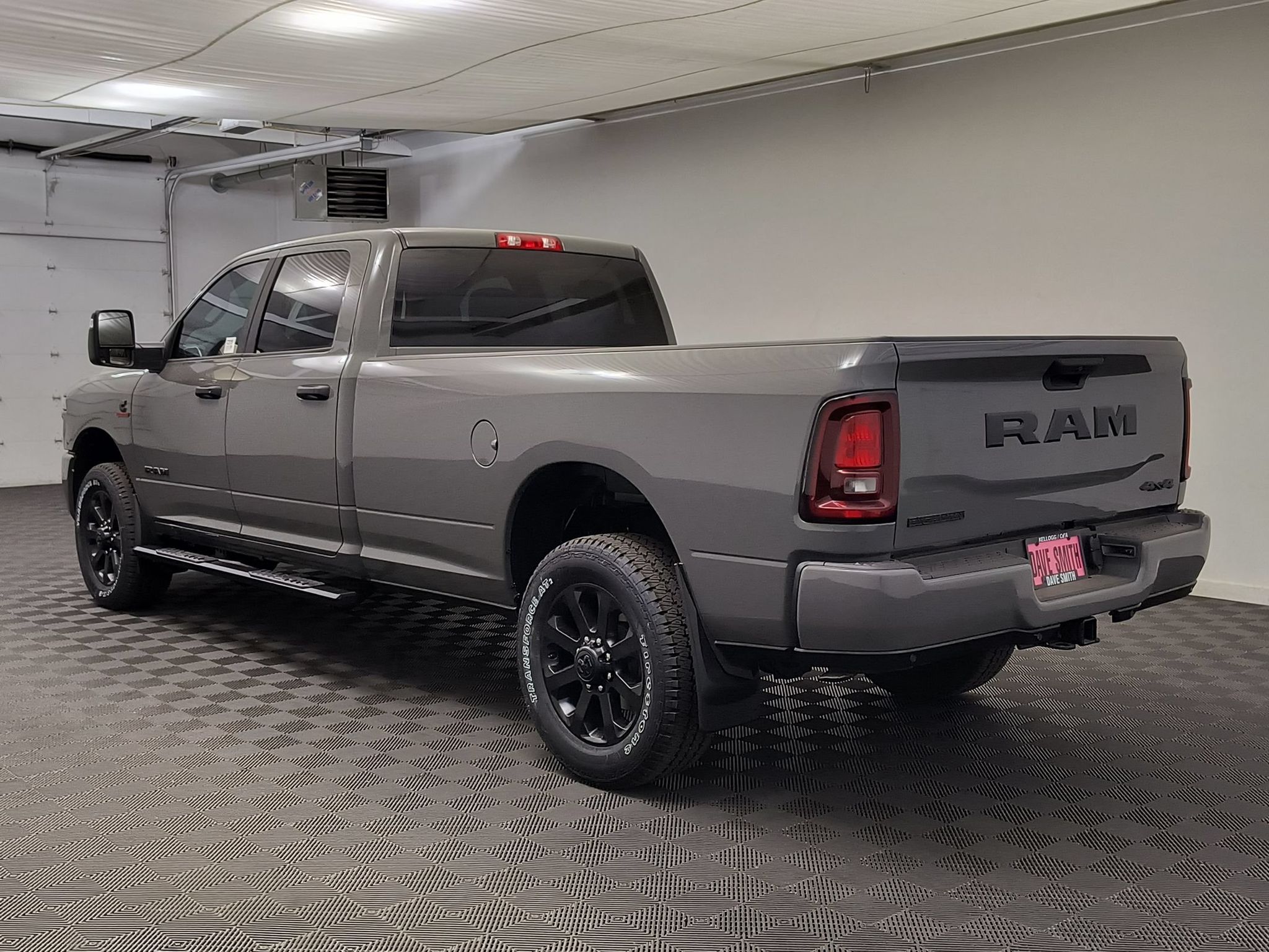 New 2026 Ram 3500 BIG HORN CREW CAB 4X4 8' BOX Pickup