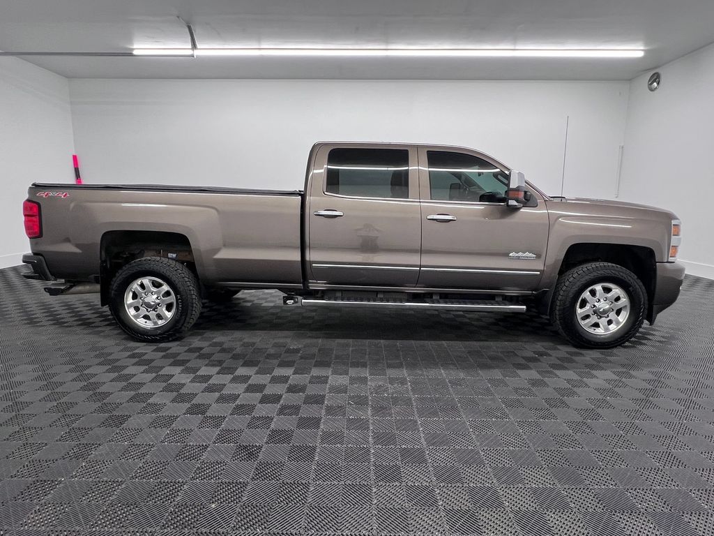 2015 Chevrolet Silverado 3500HD High Country - Photo 7