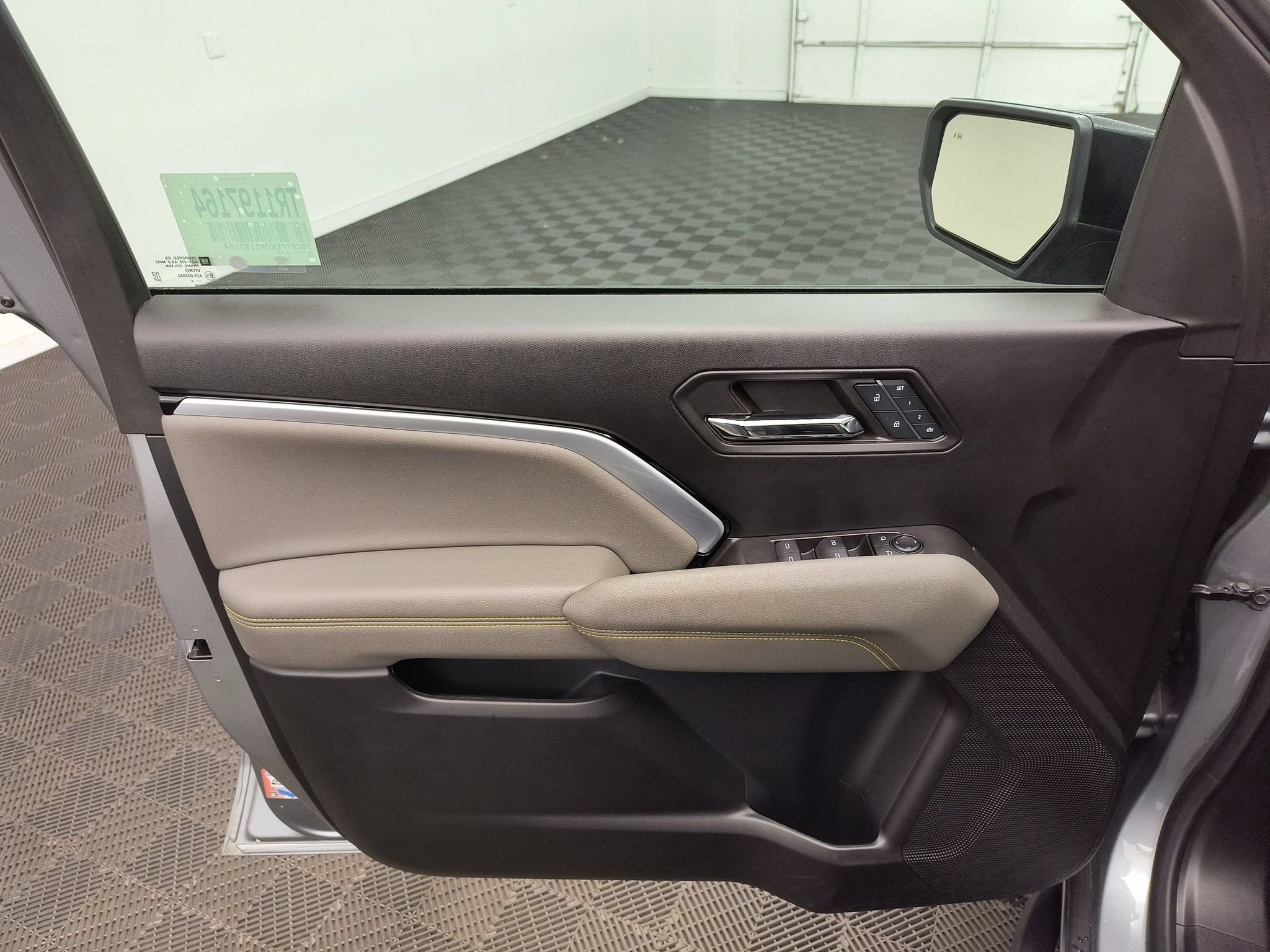 2024 Chevrolet Colorado ZR2 - Photo 12