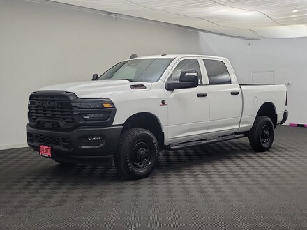 2026 Ram 2500 TRADESMAN CREW CAB 4X4 6'4 BOX Pickup