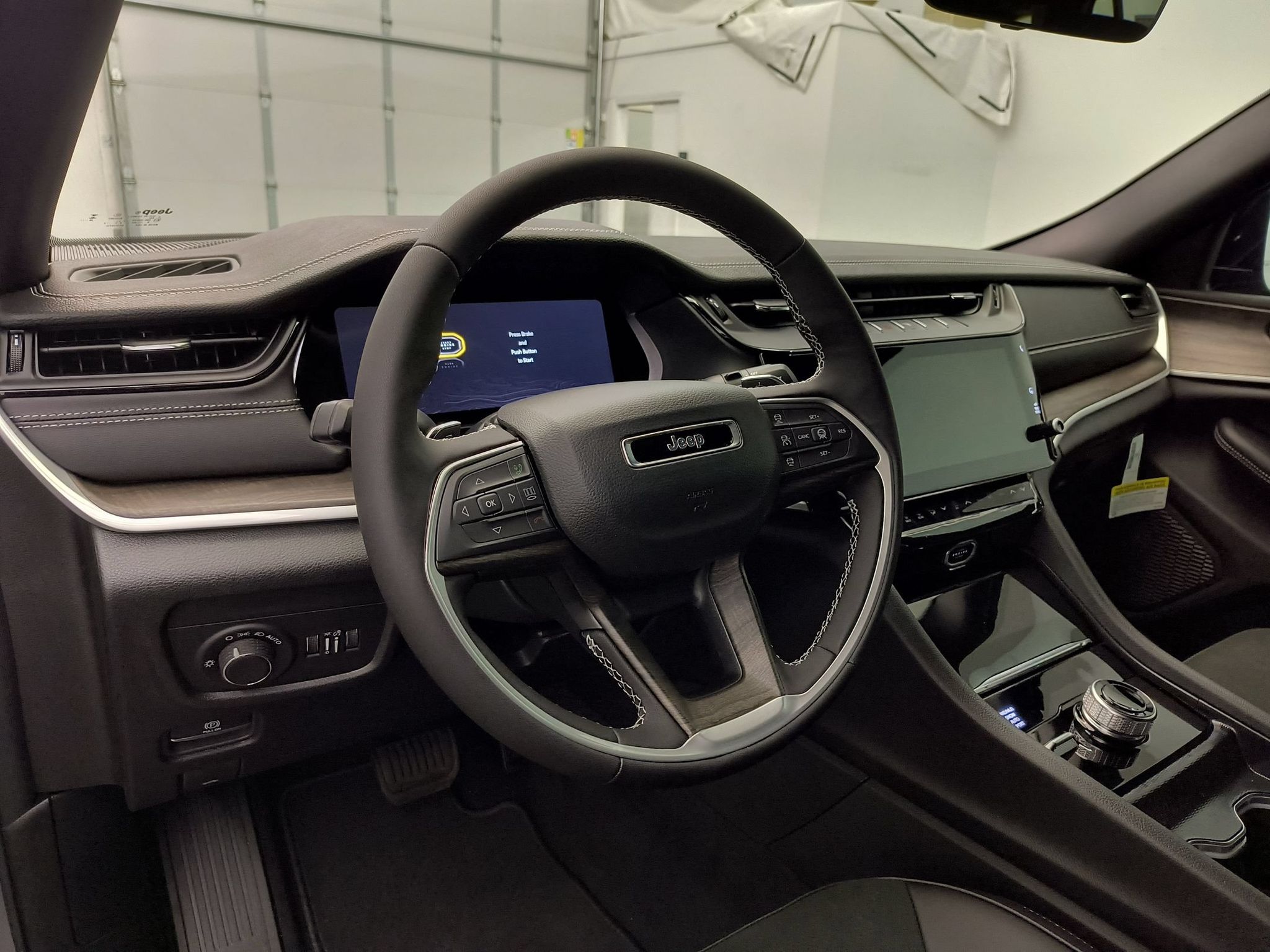 New 2027 Jeep Grand Cherokee LAREDO ALTITUDE 4X4 Sport Utility