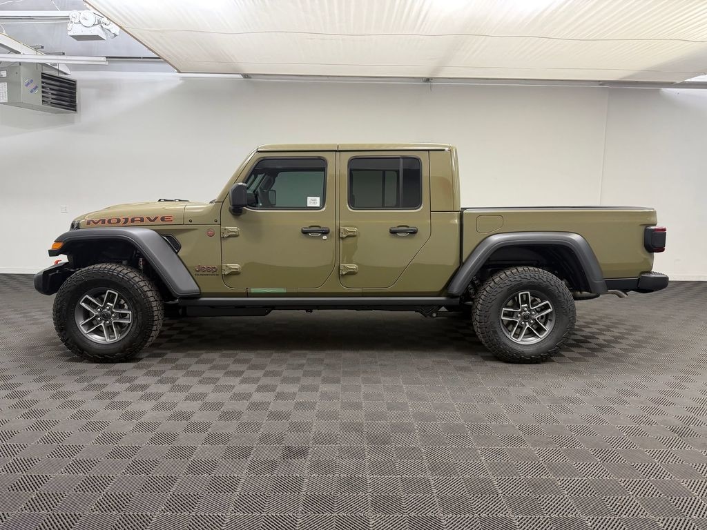New 2026 Jeep Gladiator MOJAVE 4X4 Pickup