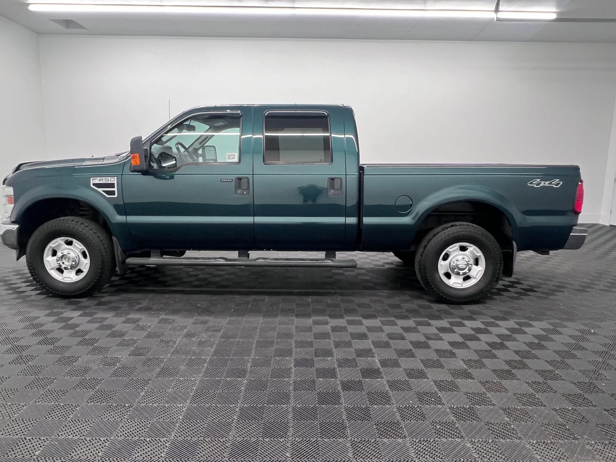 Used 2010 Ford F-250 Super Duty XLT with VIN 1FTSW2B59AEA79782 for sale in Kellogg, ID