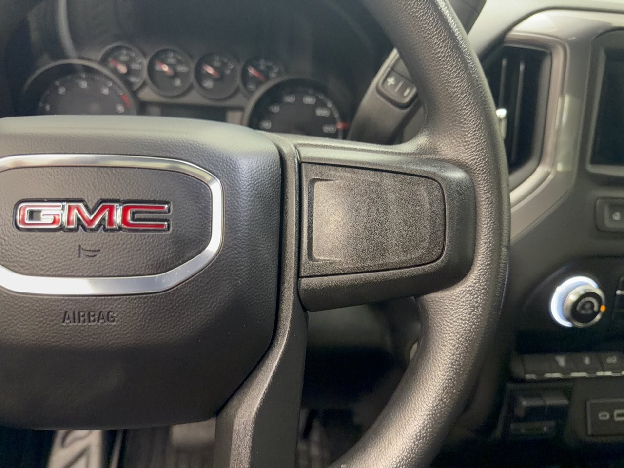 2024 GMC Sierra 2500HD Pro - Photo 19