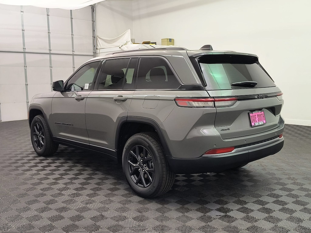 New 2027 Jeep Grand Cherokee LAREDO ALTITUDE 4X4 Sport Utility
