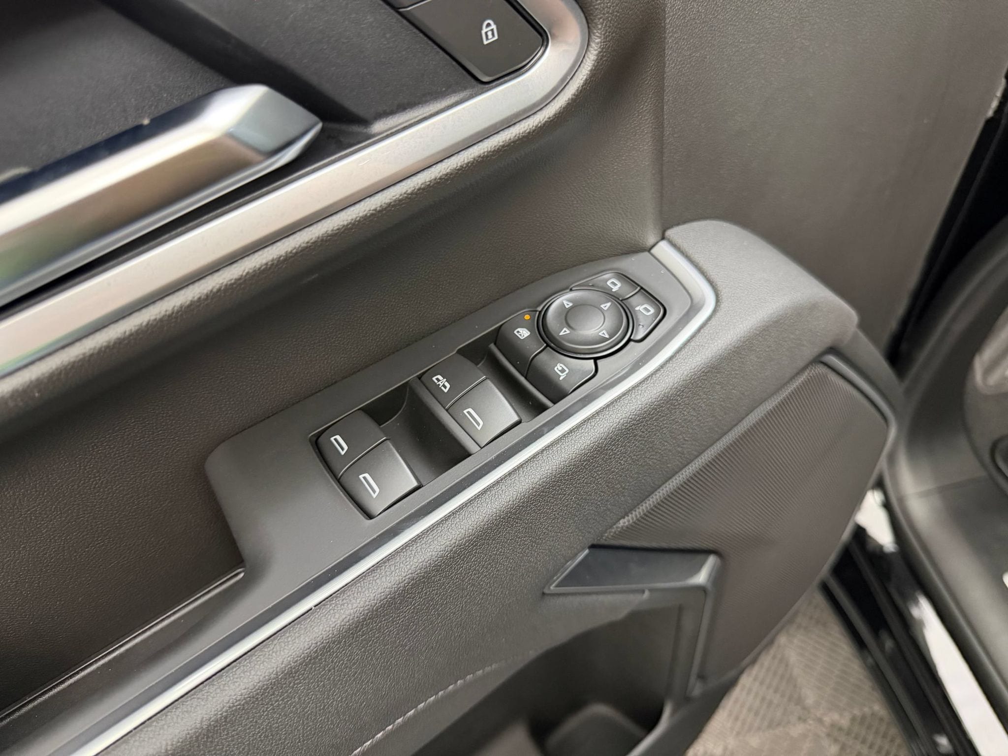 2026 Chevrolet Silverado 3500 HD LT - Photo 11