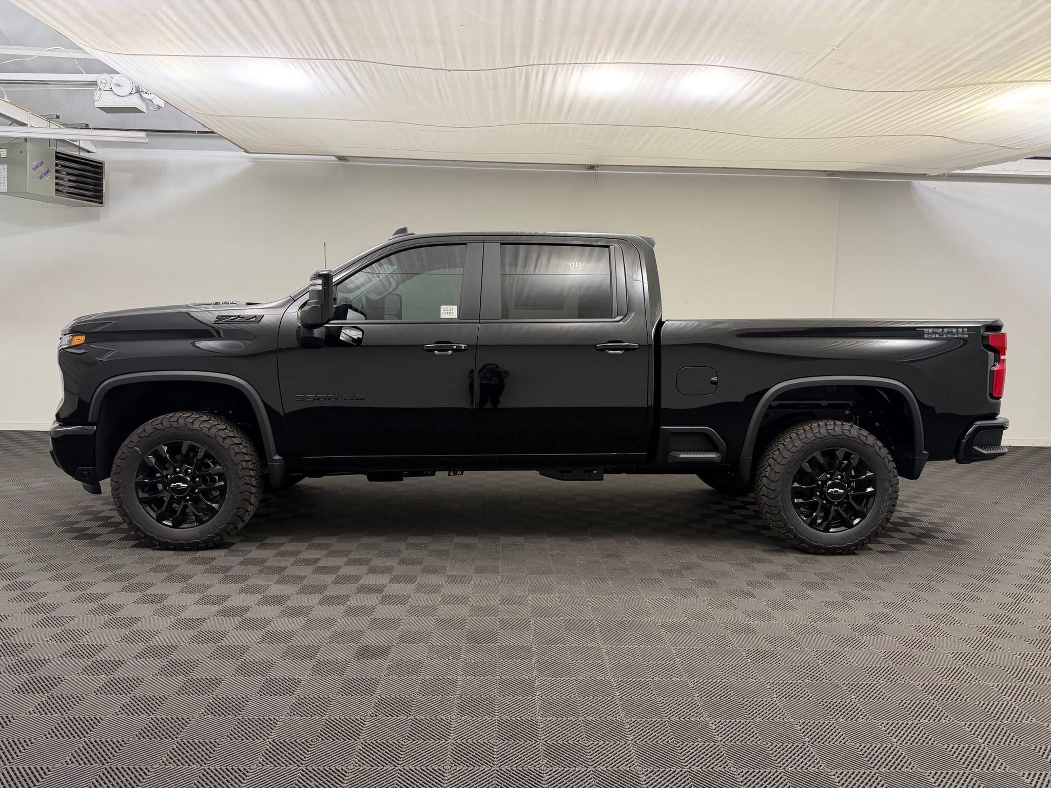 2026 Chevrolet Silverado 3500 HD LT - Photo 2