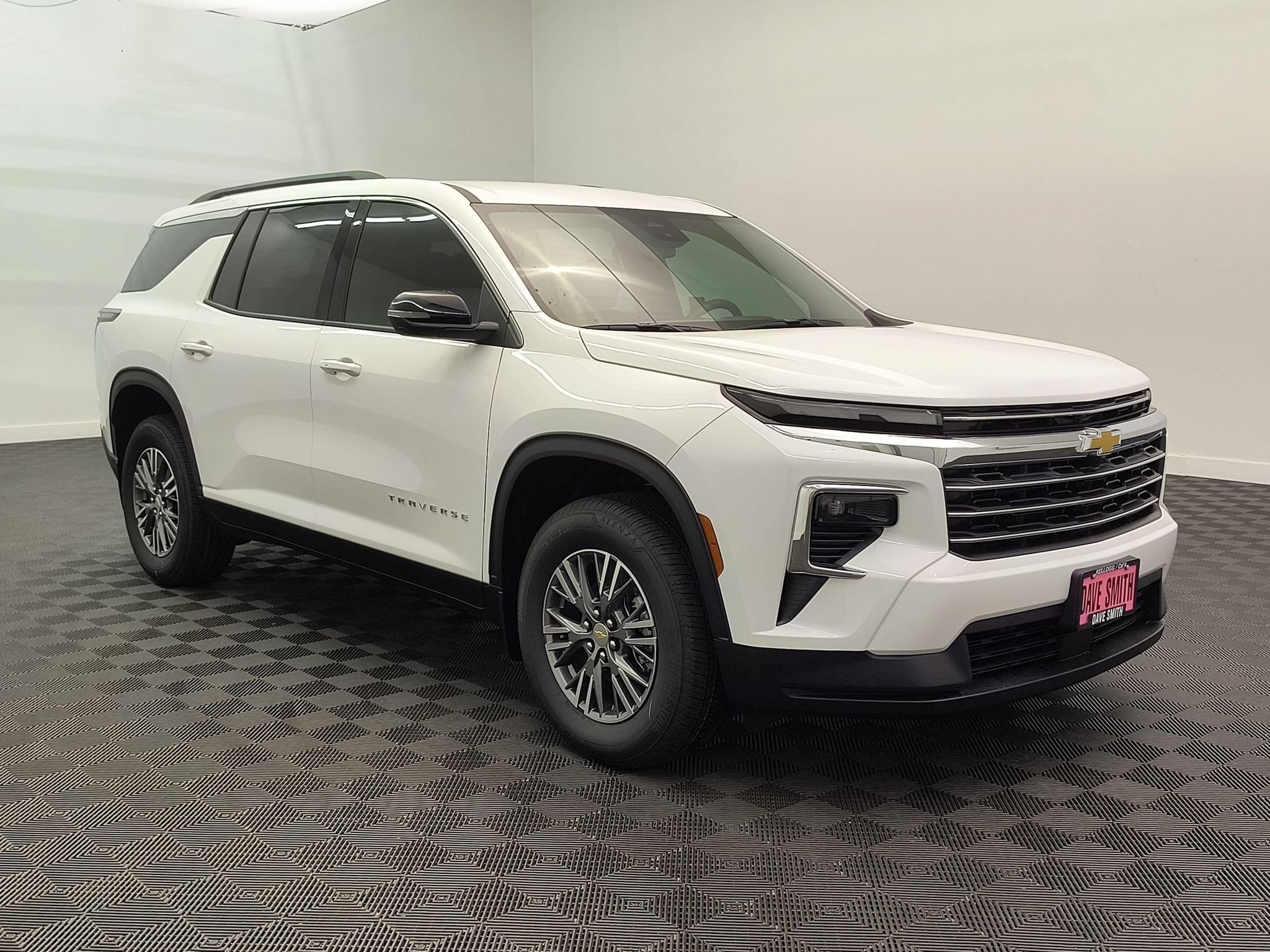 2027 Chevrolet Traverse LT - Photo 7