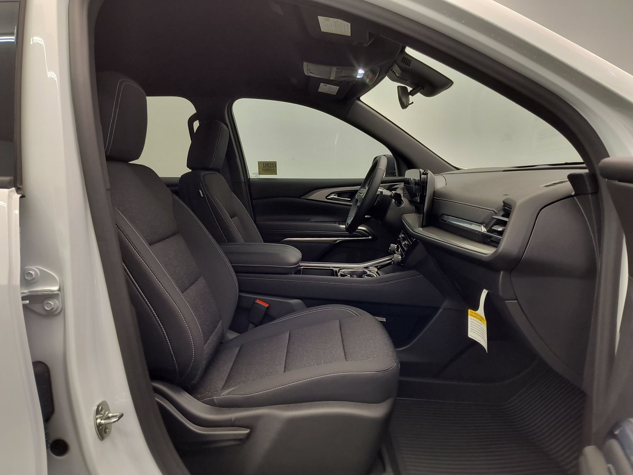 2027 Chevrolet Traverse LT - Photo 25