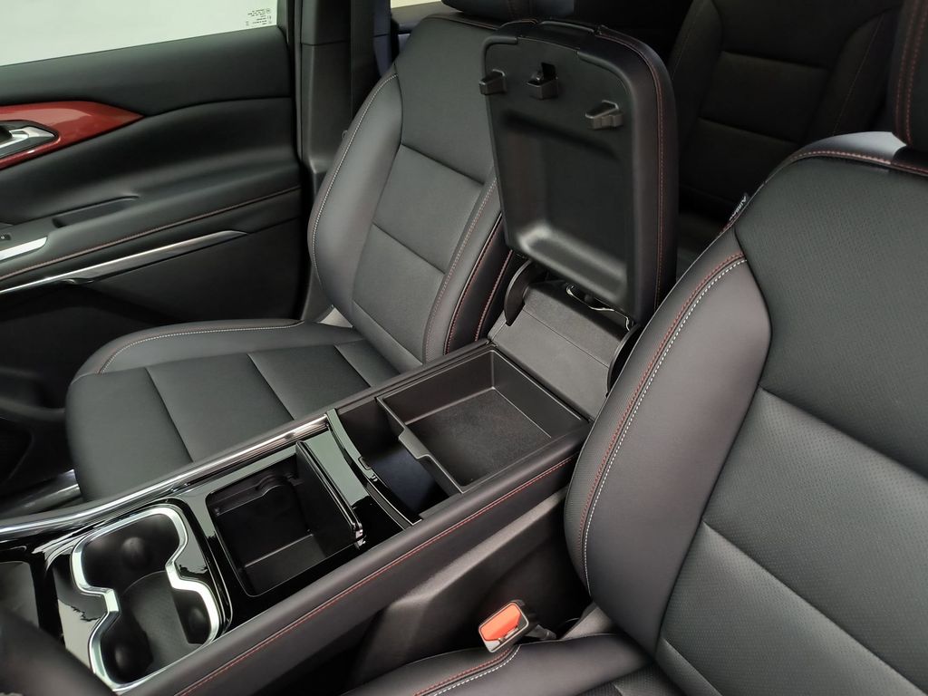 2026 Chevrolet Traverse Z71 - Photo 26