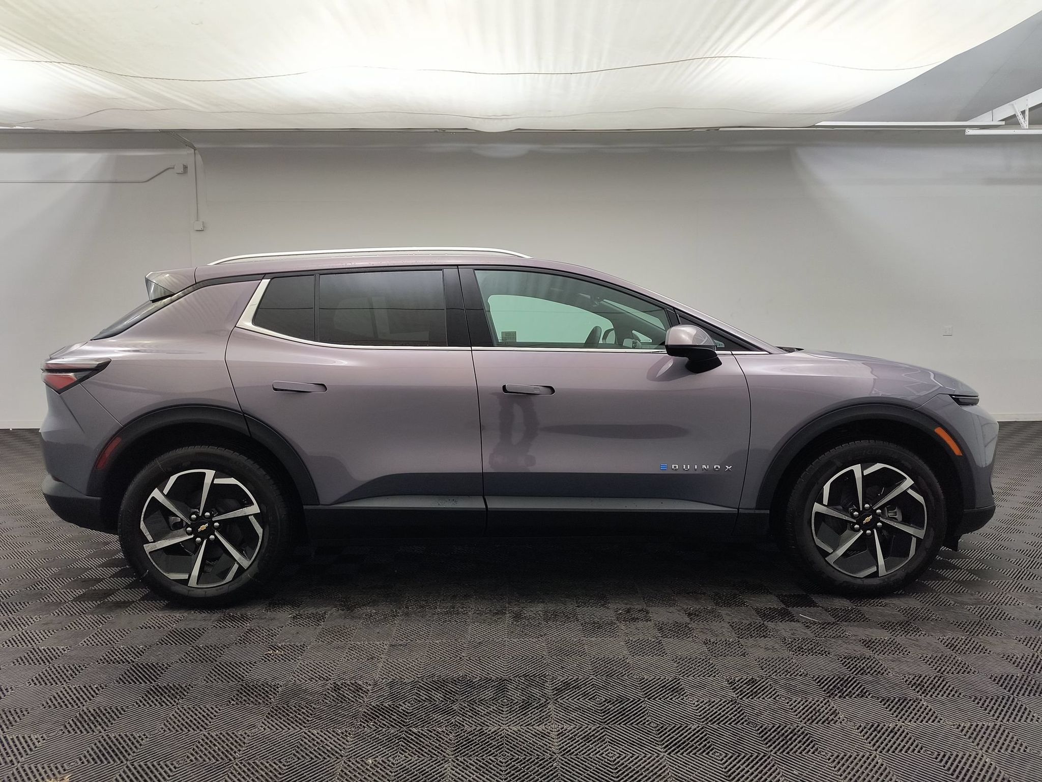 2026 Chevrolet Equinox EV 2LT - Photo 8