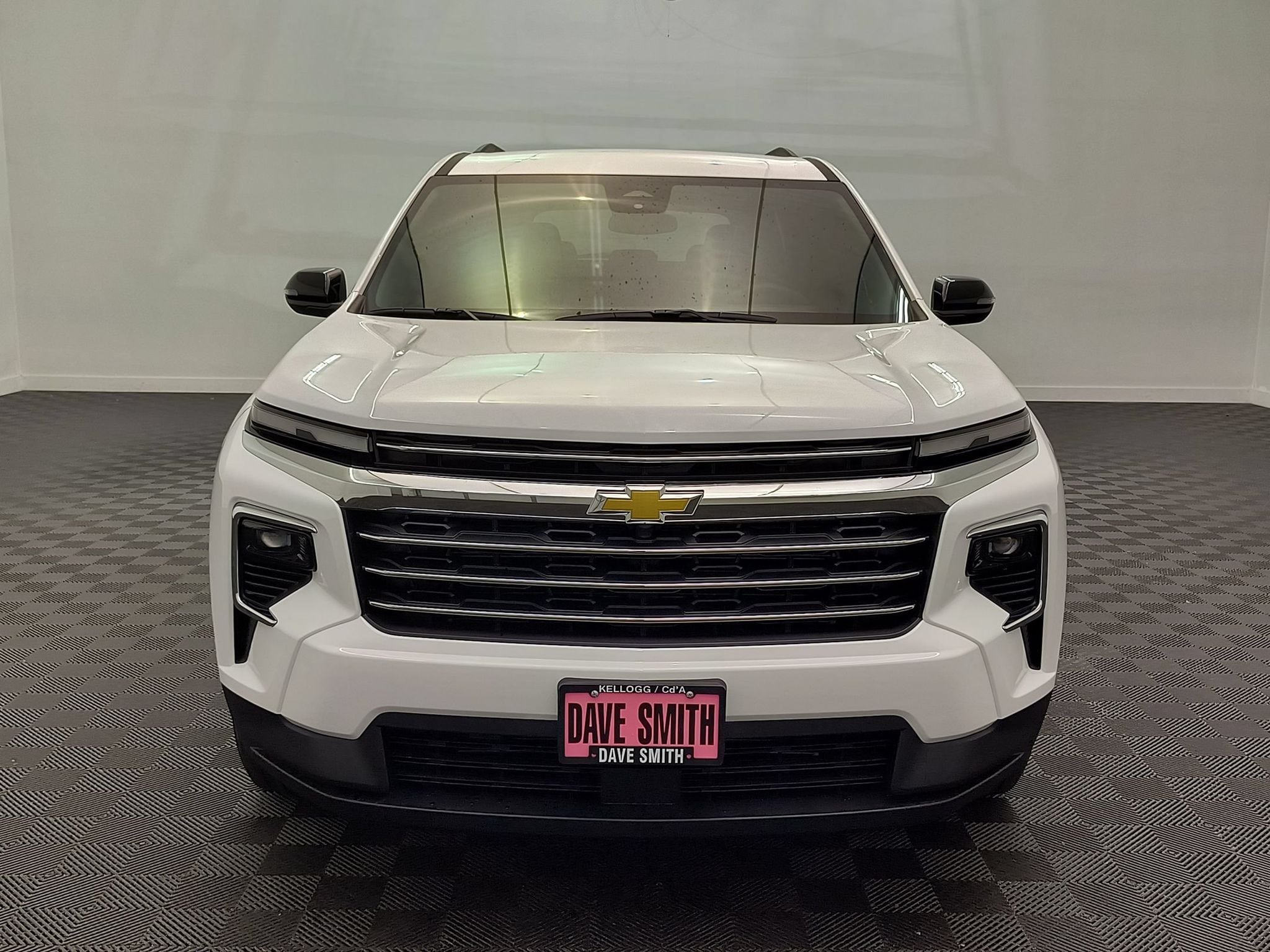 2027 Chevrolet Traverse LT - Photo 6