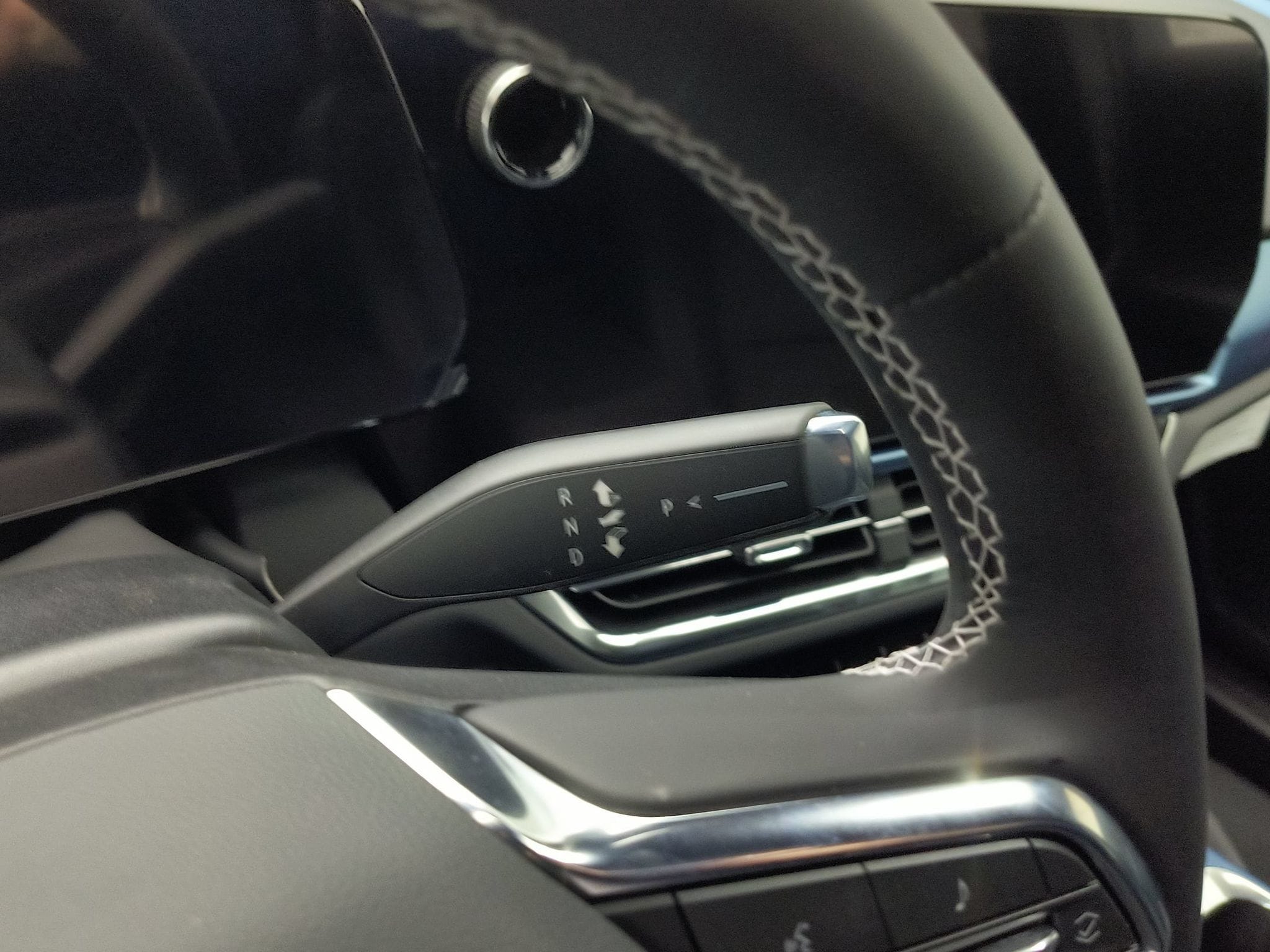 2026 Chevrolet Equinox EV 2LT - Photo 14