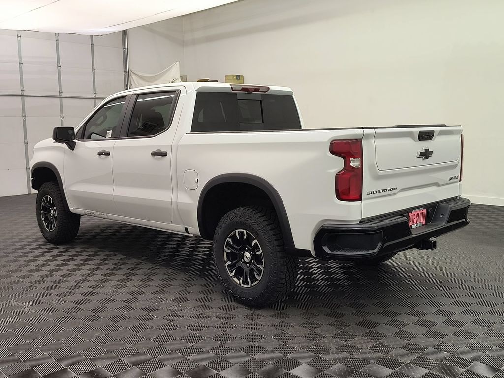 New 2026 Chevrolet Silverado 1500 ZR2 Truck