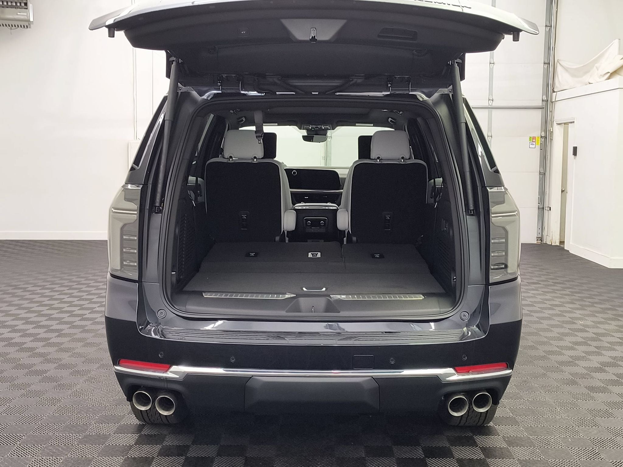 2026 Chevrolet Tahoe Premier - Photo 21