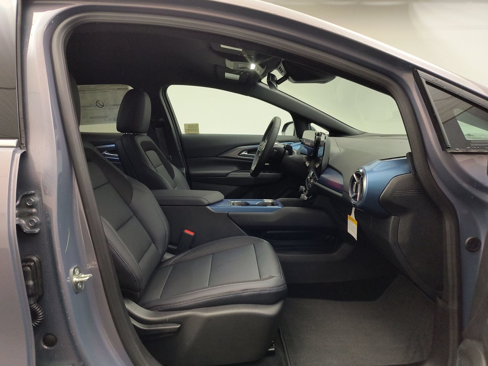 2026 Chevrolet Equinox EV 2LT - Photo 27