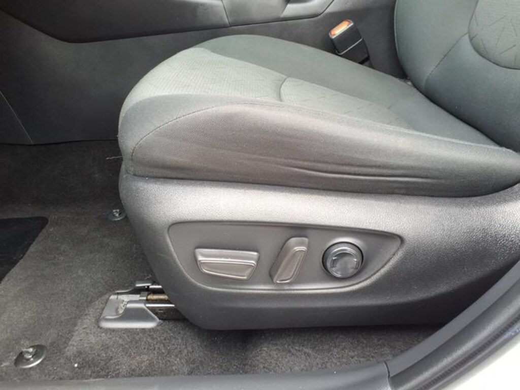 Used 2024 Toyota RAV4 Hybrid XLE SUV