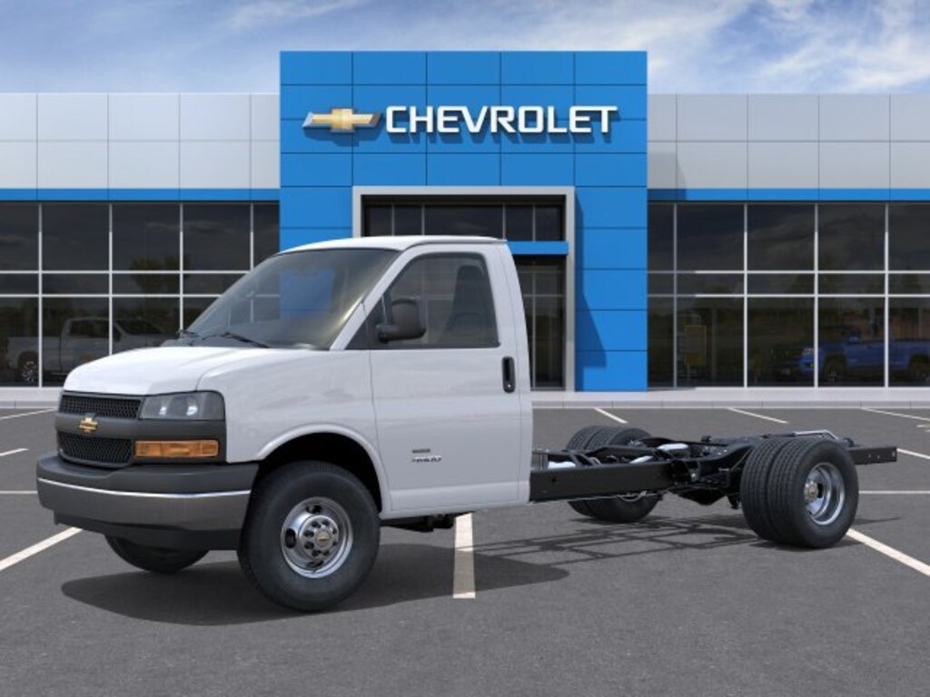 New 2026 Chevrolet Express Cutaway 3500 1WT Cutaway Van