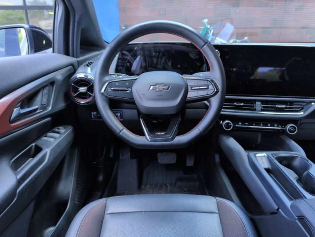 Used 2024 Chevrolet Equinox EV 2RS SUV