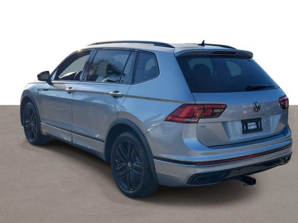 Certified 2022 Volkswagen Tiguan 2.0T SE R-Line Black SUV