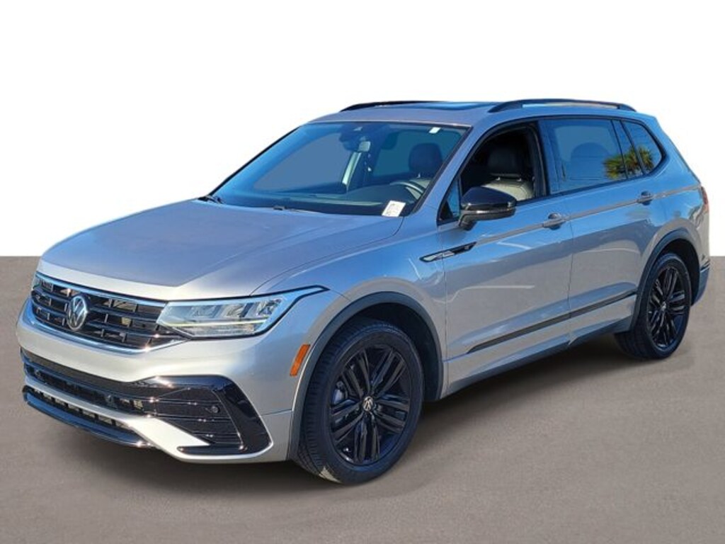 Certified 2022 Volkswagen Tiguan 2.0T SE R-Line Black SUV