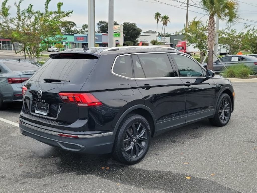 Used 2024 Volkswagen Tiguan 2.0T SE SUV