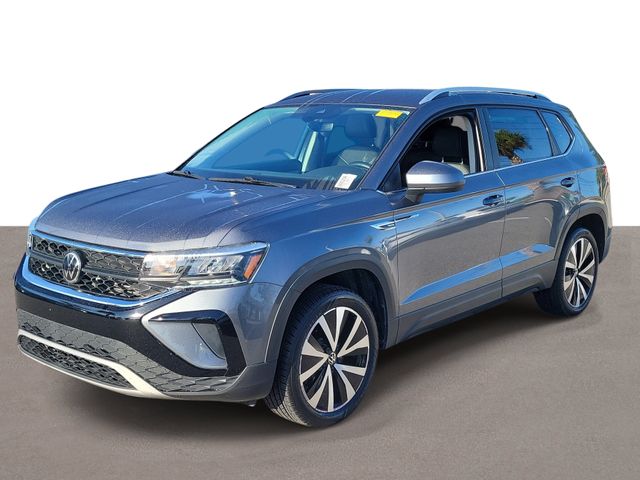 Certified 2024 Volkswagen Taos 1.5T SE SUV