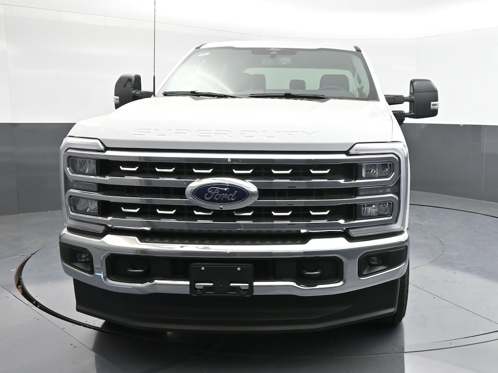 New 2026 Ford F-250 LARIAT Truck Crew Cab