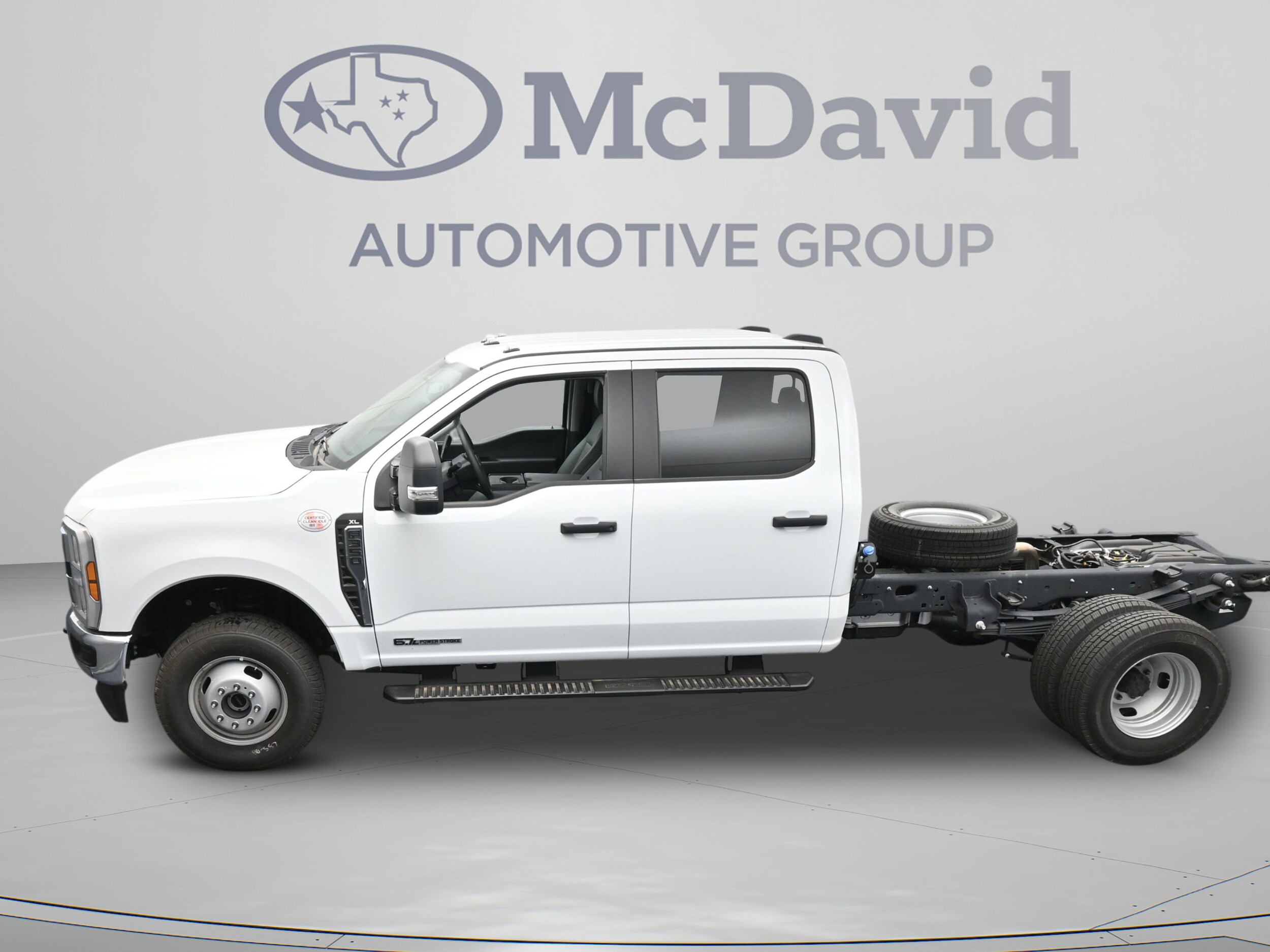2026 Ford F-350 Super Duty Chassis Cab XL - Photo 21