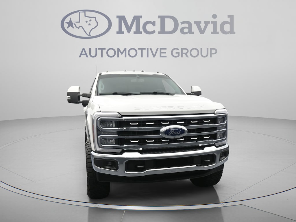Used 2023 Ford F-250 LARIAT Truck Crew Cab